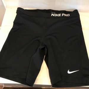 women's nike pro shorts 5 inch